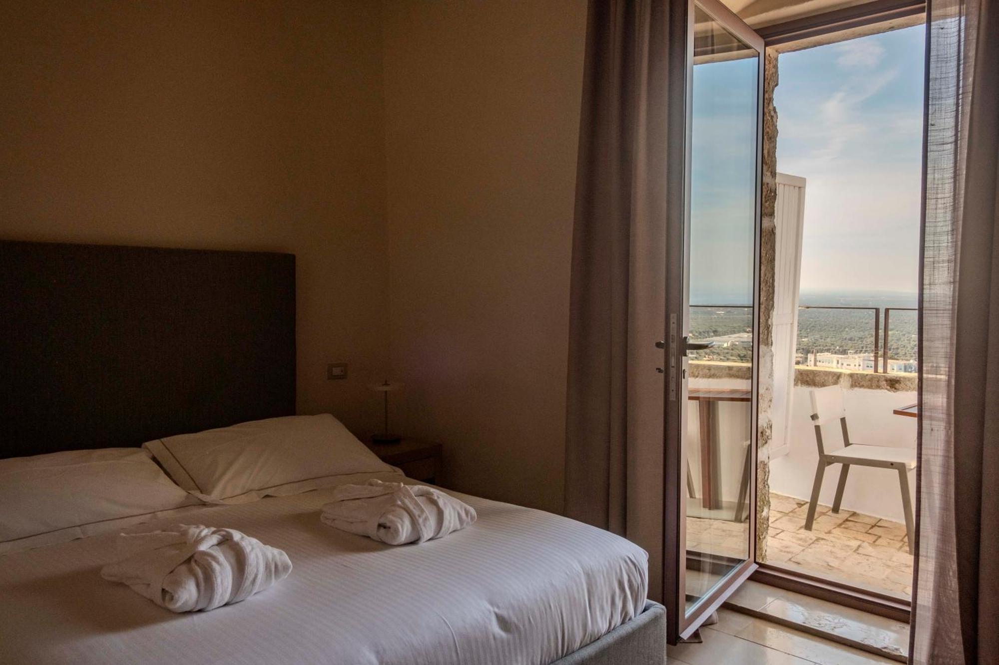 Deluxe Double Room with  Sea View and Balcony,1574691392:JPEG
