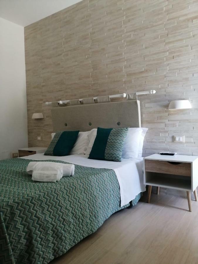 Double Room with Patio,818257250:JPEG